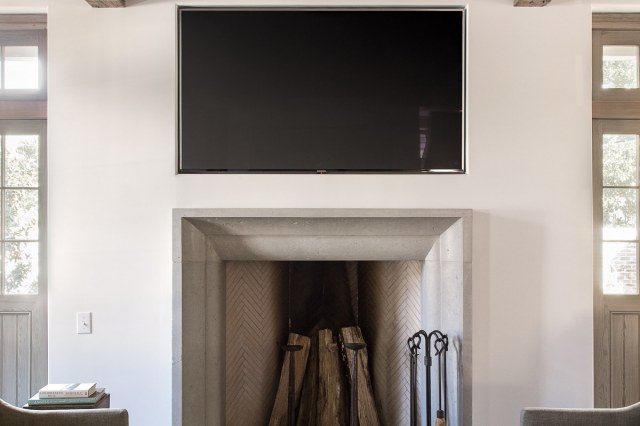 351 N Summit St_Web Res-16