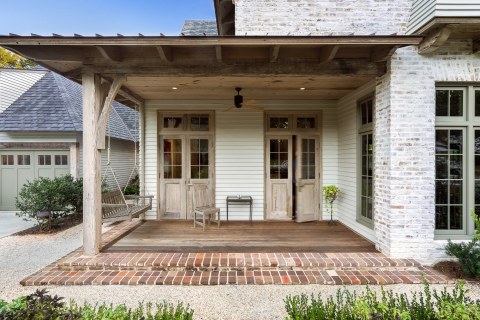 351 N Summit St_Web Res-3