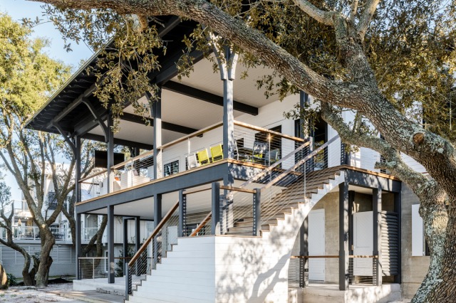 McCownDesignHomeBeachEscape001